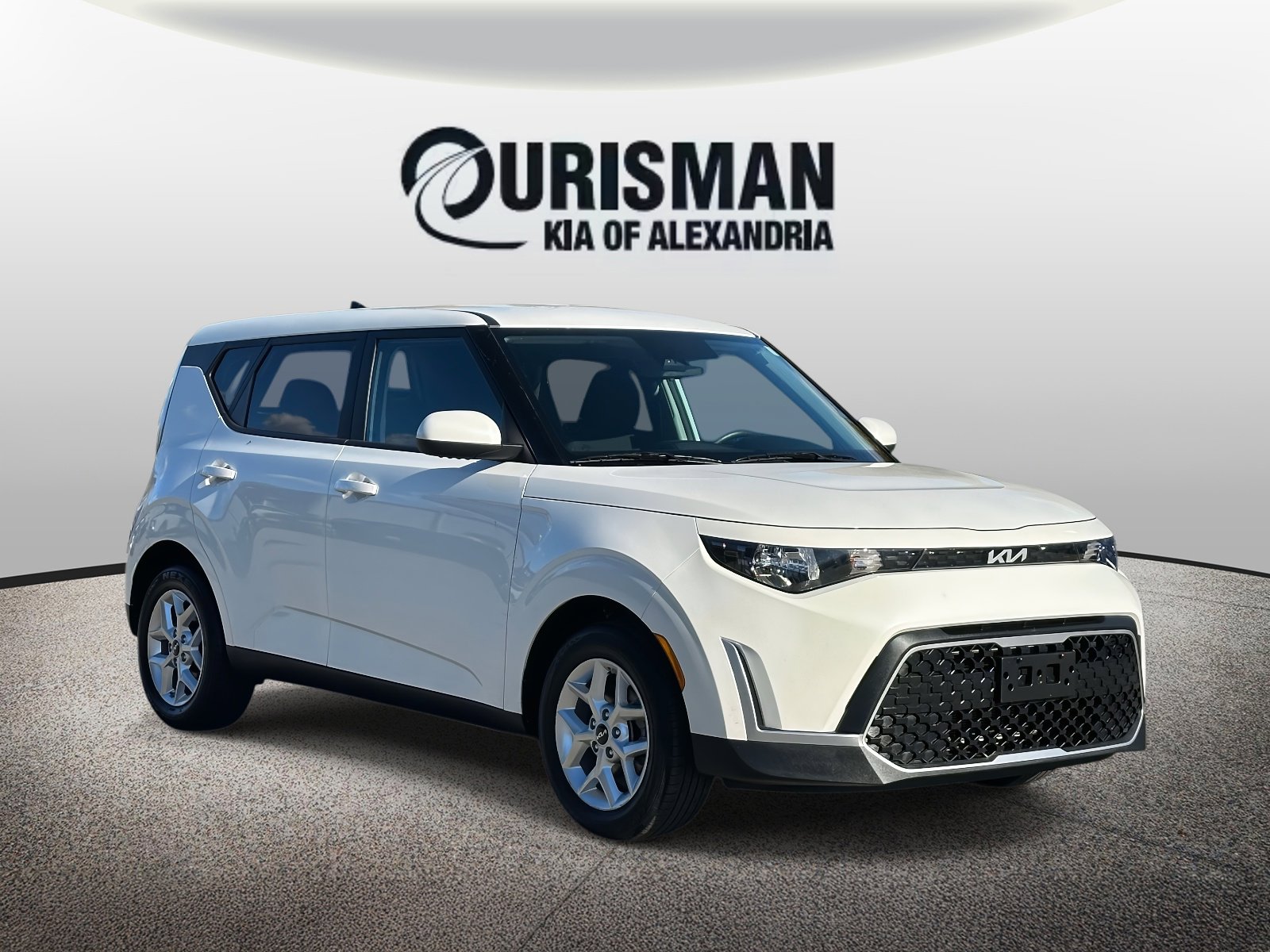 2023 Kia Soul LX's photo
