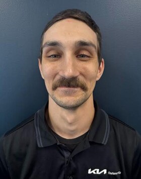 Staff member William Leo from ID_60bc9e2a5095