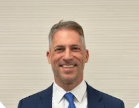 Staff member Philip Clayman from ID_7b2928dce3b6