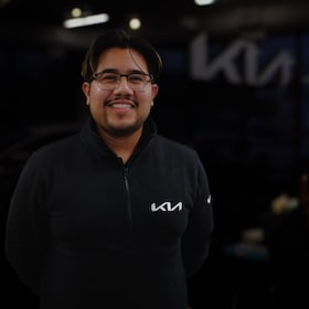 Staff member Victor Serrano from ID_629ffb881d78