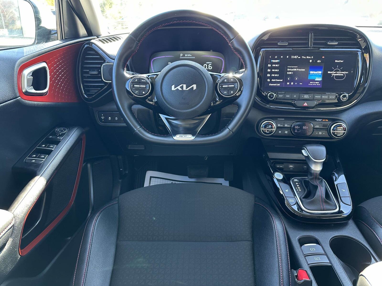 2023 Kia Soul GT-Line photo 2