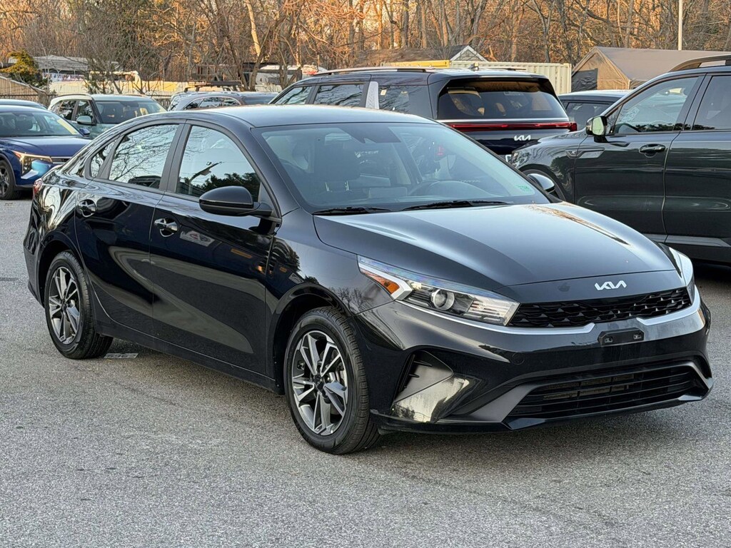 Used 2023 Kia Forte LXS 4D Sedan