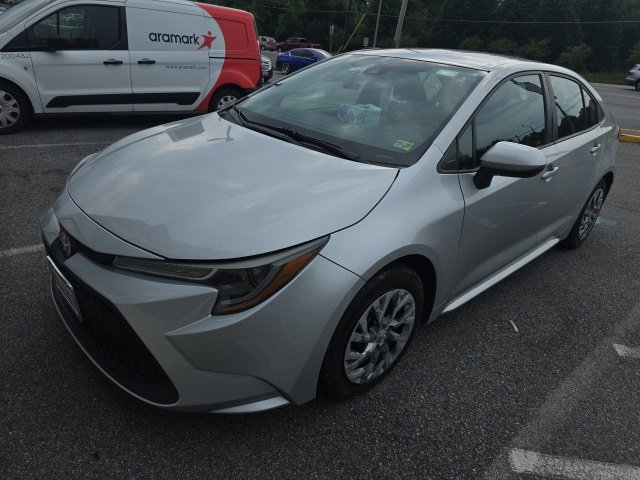 2021 Toyota Corolla LE photo 2