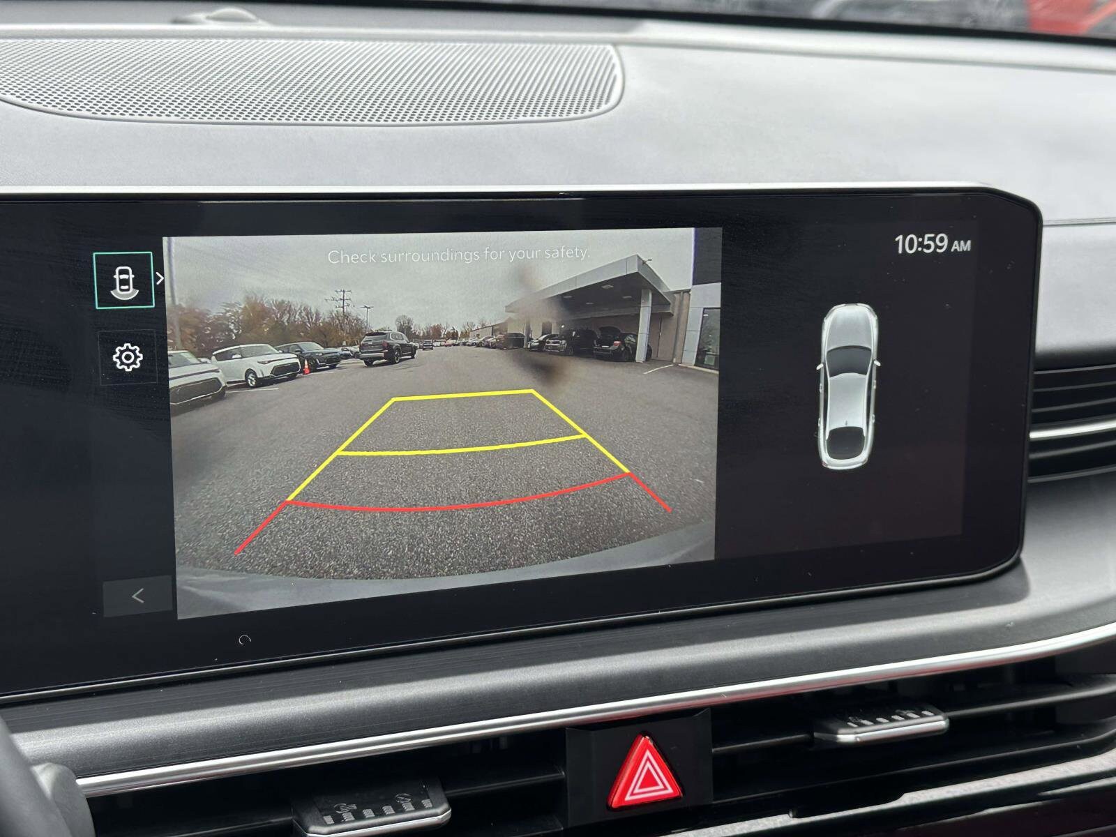 2025 Kia K5 GT-Line photo 4