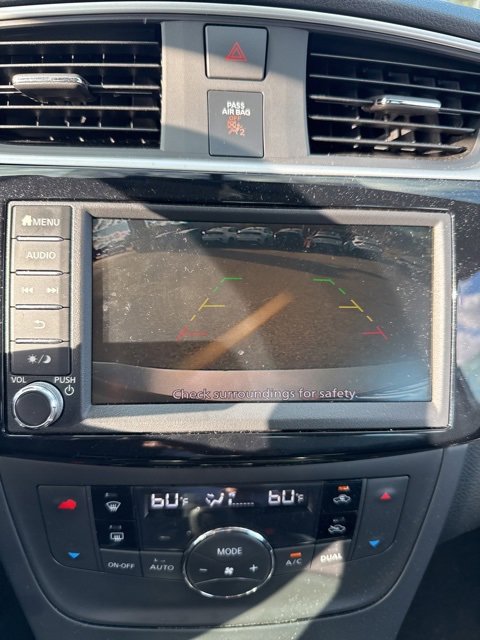 2019 Nissan Sentra SV photo 2