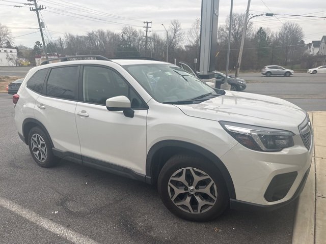 2021 Subaru Forester Premium's photo