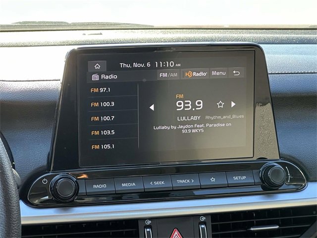 2023 Kia Forte LXS photo 3