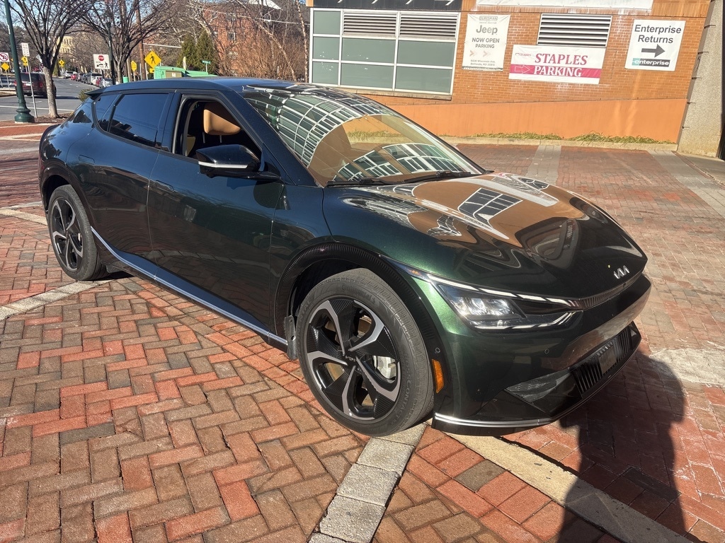 2023 Kia EV6 GT-Line's photo