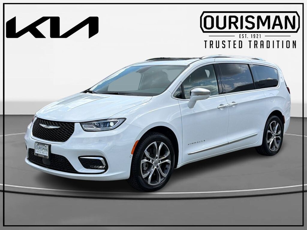 Used 2024 Chrysler Pacifica Pinnacle Van Passenger Van