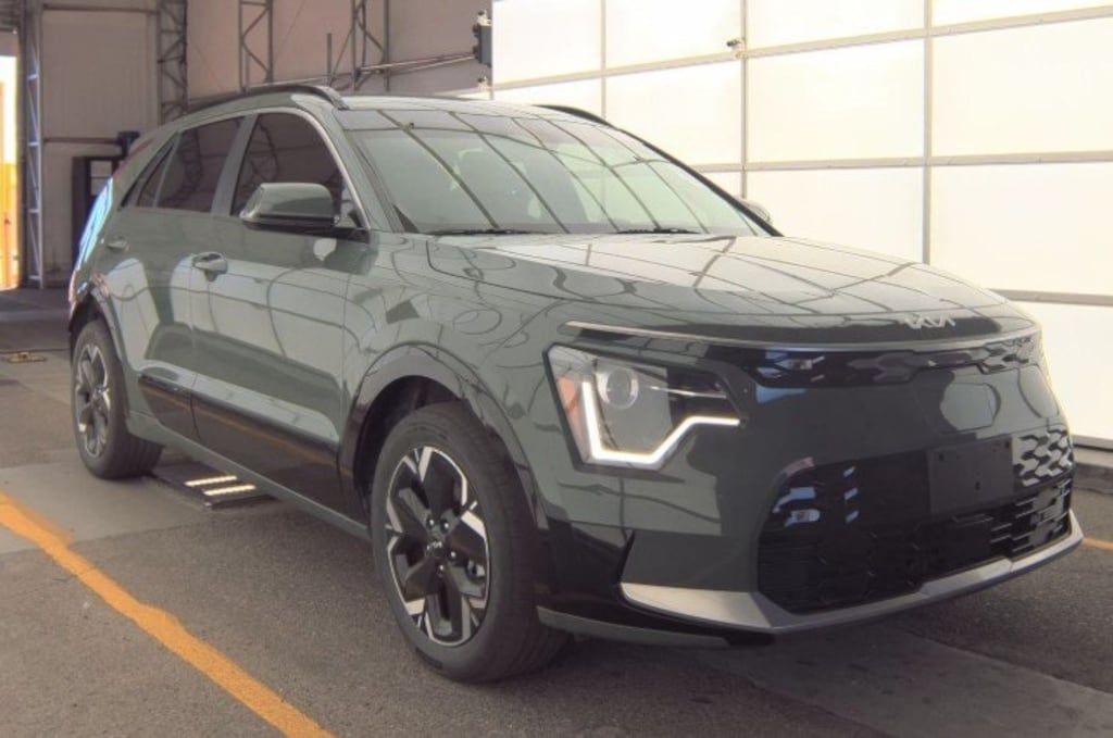 Certified 2023 Kia Niro EV Wind SUV