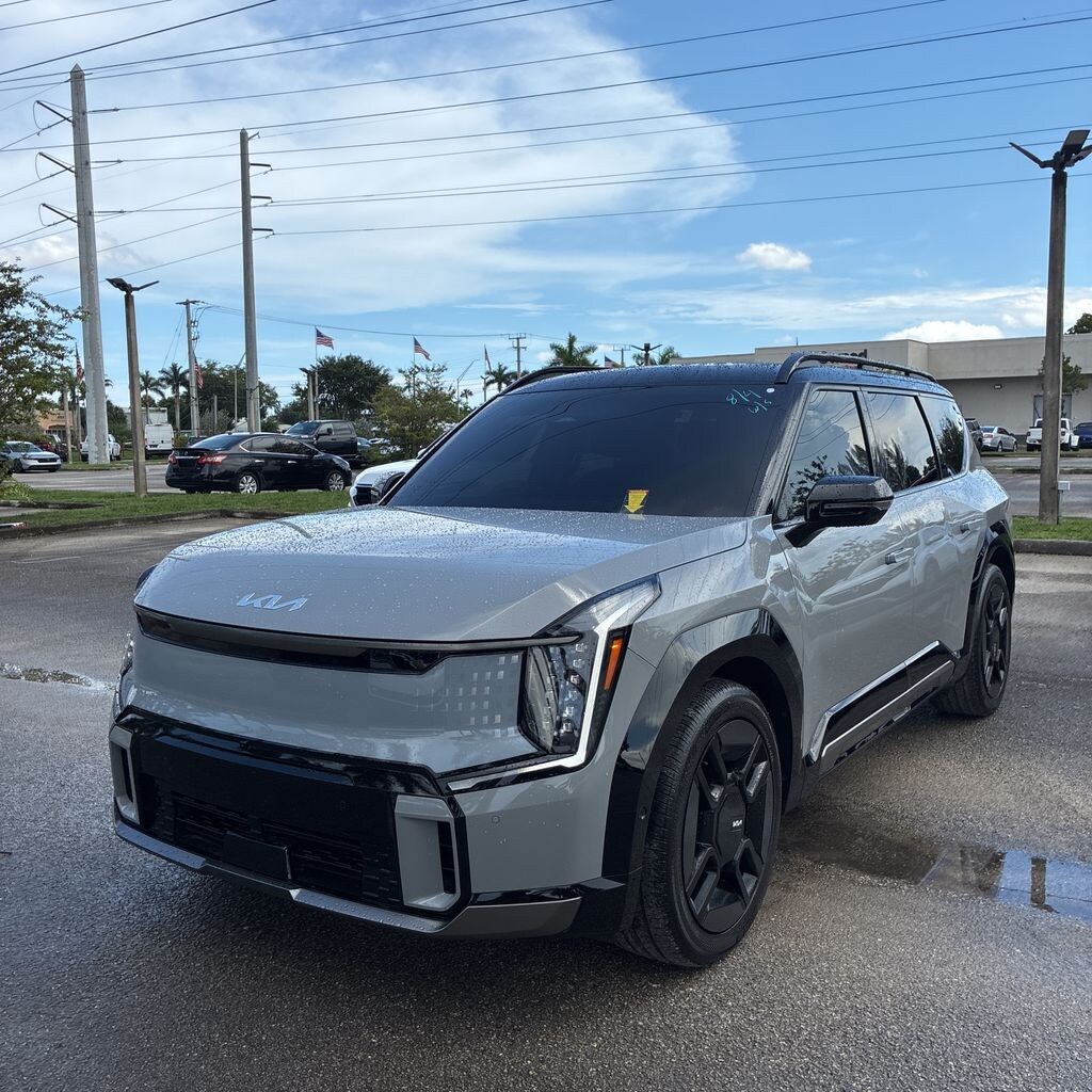 Certified 2026 Kia EV9 GT-Line SUV