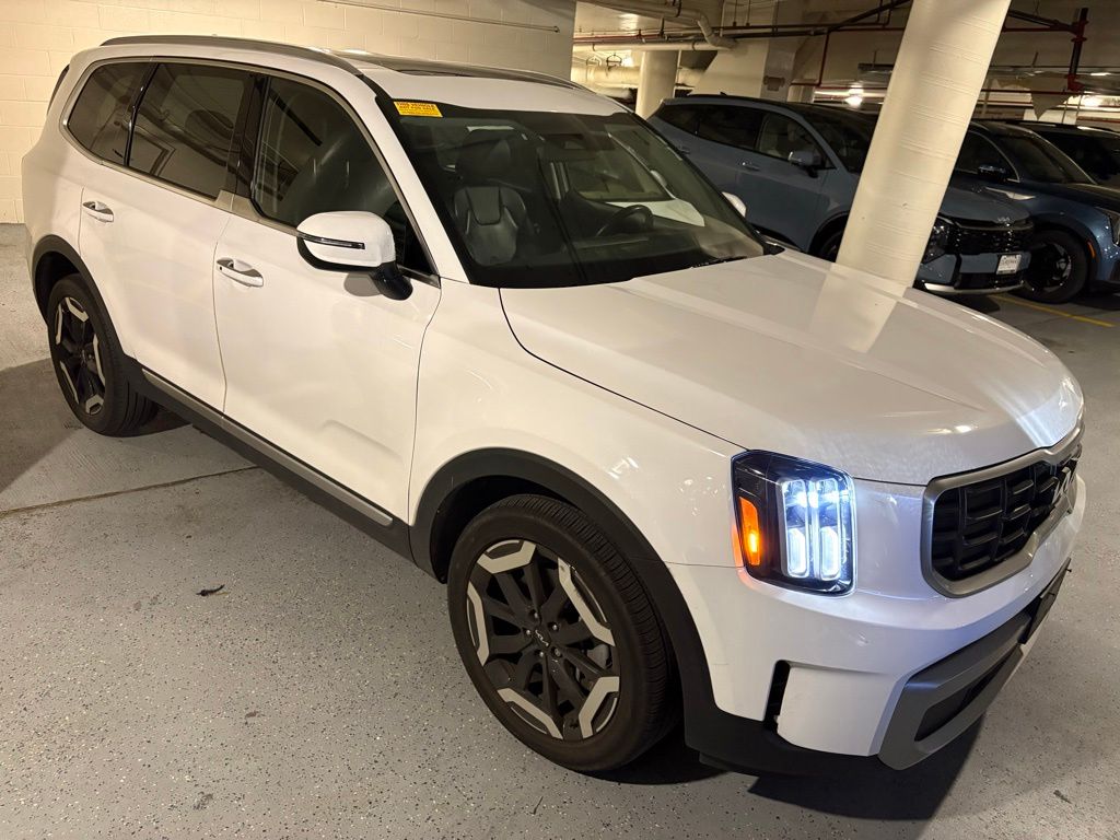 2023 Kia Telluride S AWD's photo