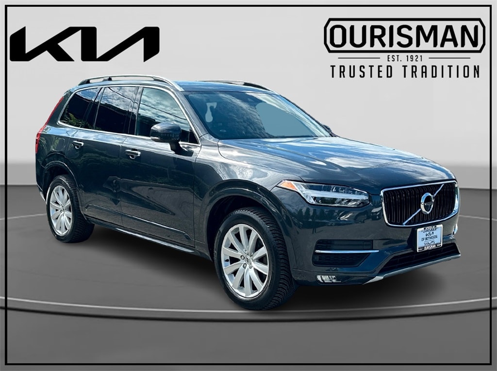 Used 2017 Volvo XC90 T6 AWD Momentum SUV