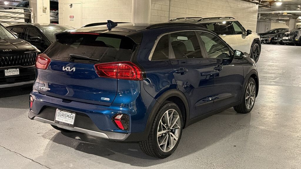 Certified 2022 Kia Niro Touring SE SUV
