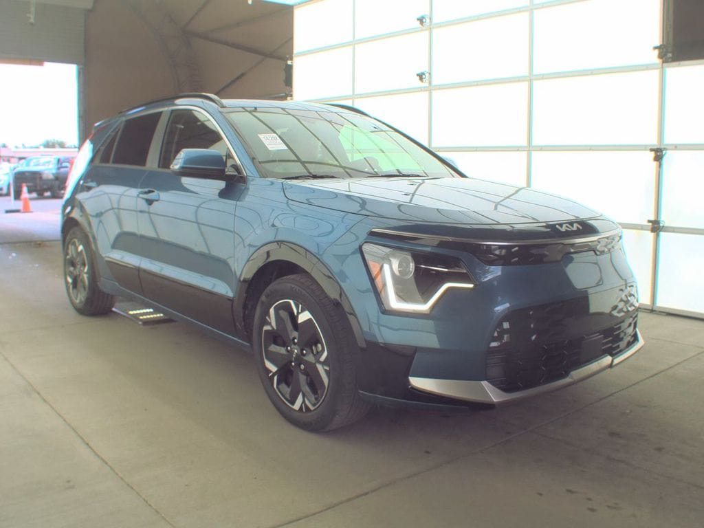 2023 Kia Niro Wind EV's photo