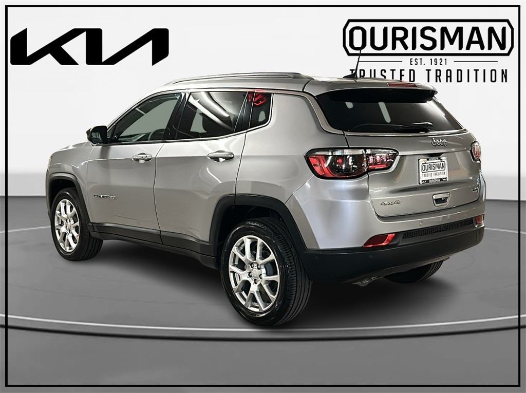 Used 2023 Jeep Compass Latitude Lux SUV