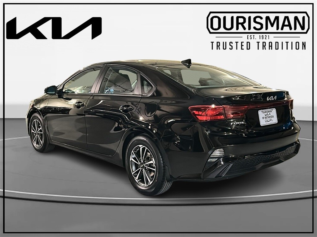 Certified 2022 Kia Forte LXS Sedan