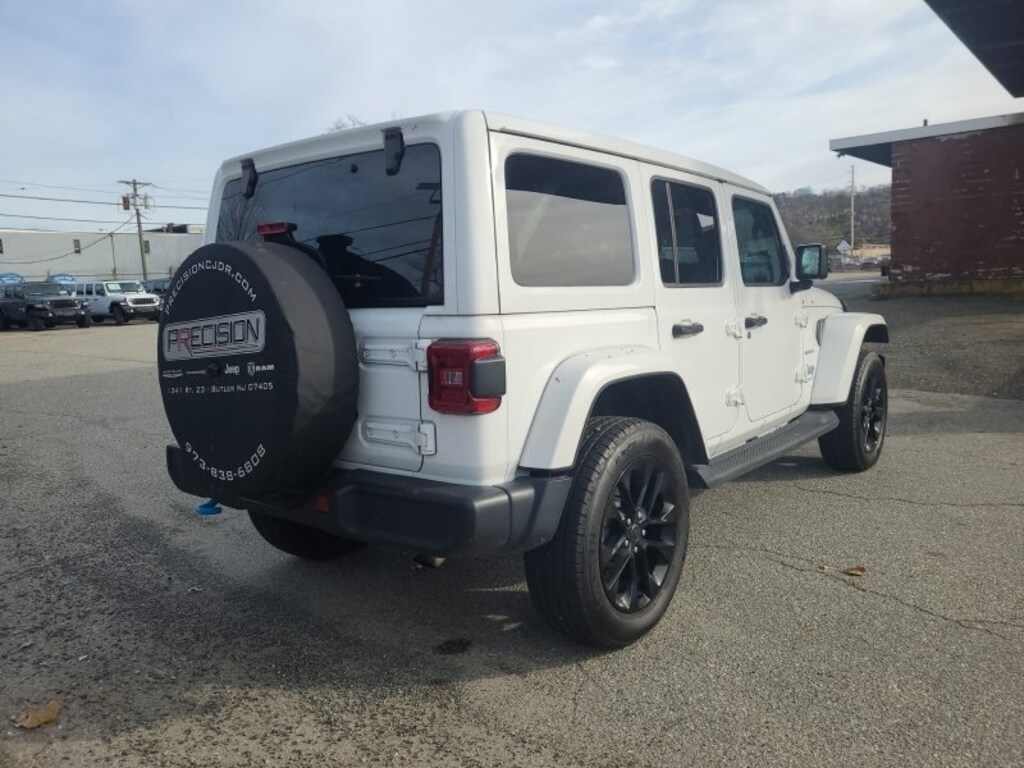Used 2024 Jeep Wrangler 4xe Sahara SUV
