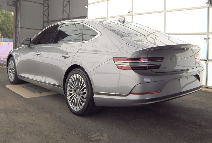 2024 Genesis Electrified G80 Advanced Prestige photo 2