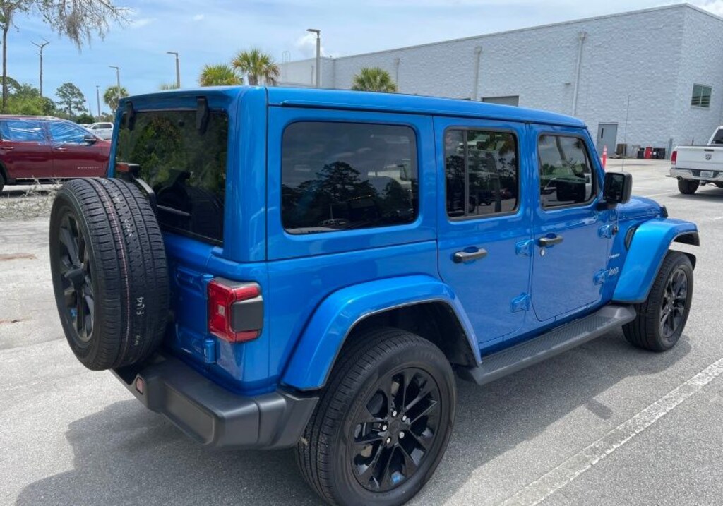 Used 2022 Jeep Wrangler Unlimited 4xe Sahara SUV