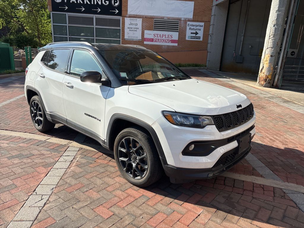2023 Jeep Compass Altitude 4X4's photo