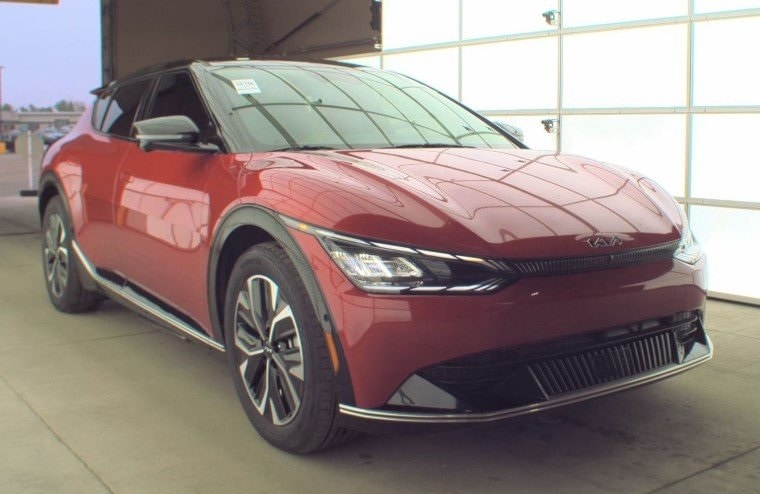 2024 Kia EV6 Wind's photo