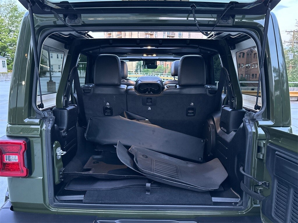 2021 Jeep Wrangler Unlimited Sahara Altitude photo 4