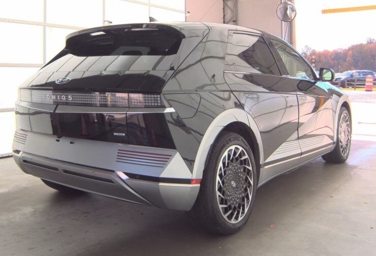 2023 Hyundai Ioniq 5 Limited photo 3