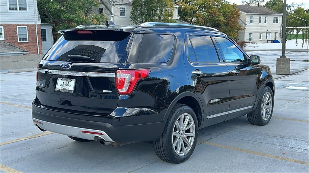 2017 Ford Explorer Limited photo 4