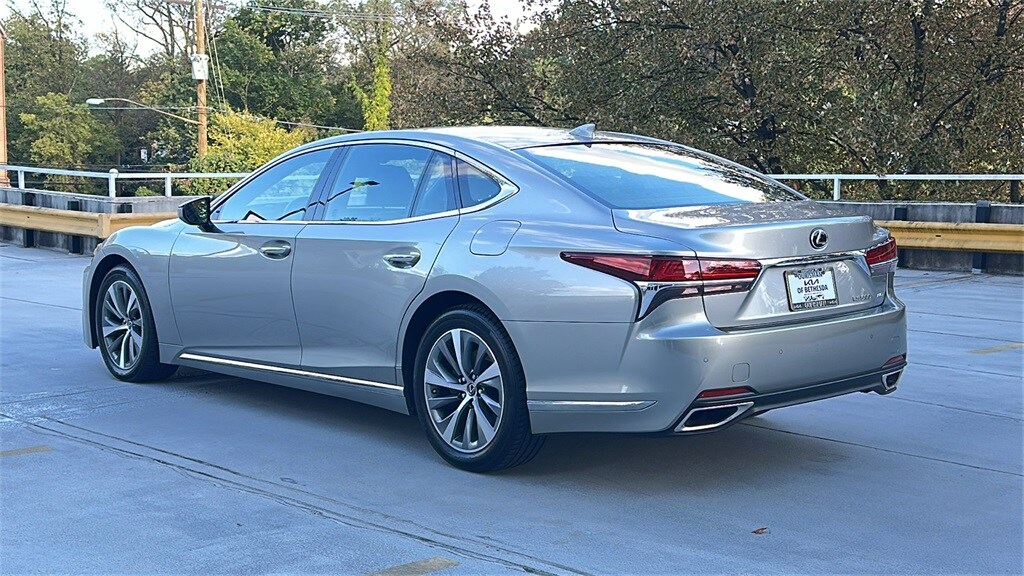 2019 Lexus LS 500 photo 3
