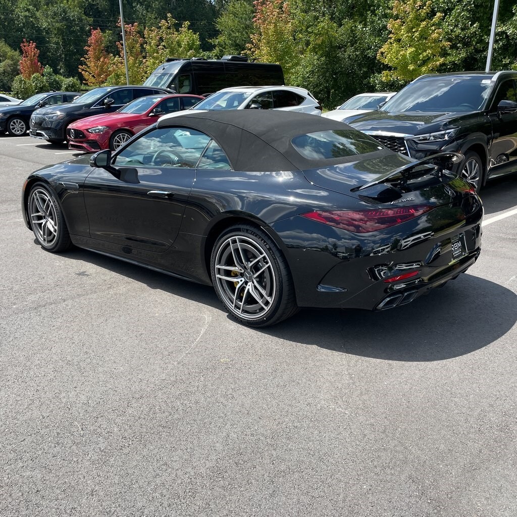 2022 Mercedes Benz SL AMG 63 photo 3