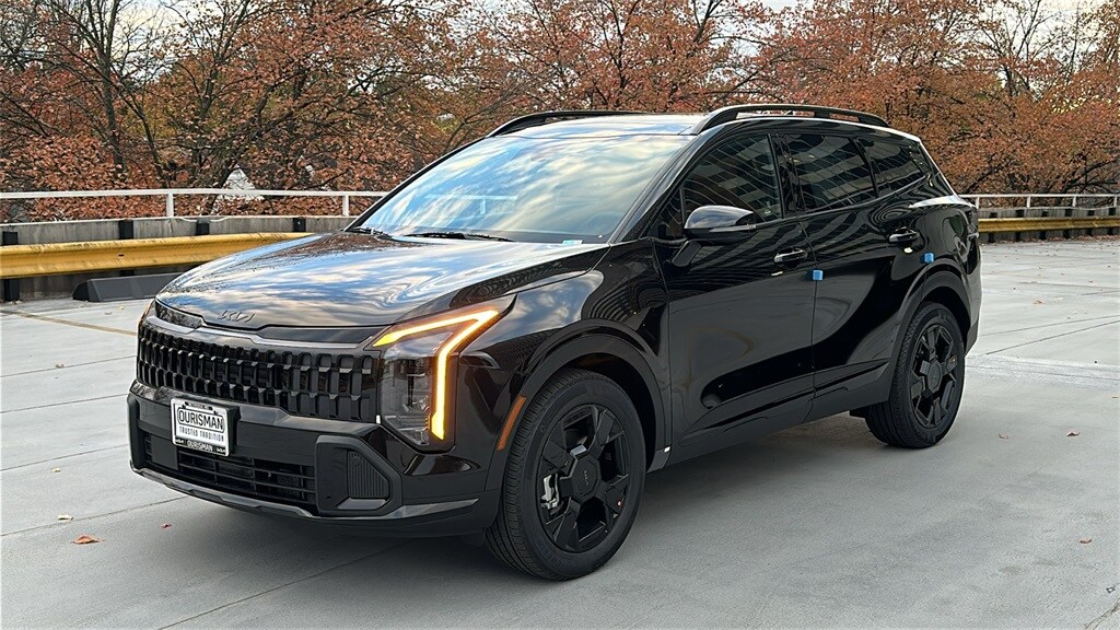 2026 Kia Sportage Plug-In Hybrid X-Line photo 2