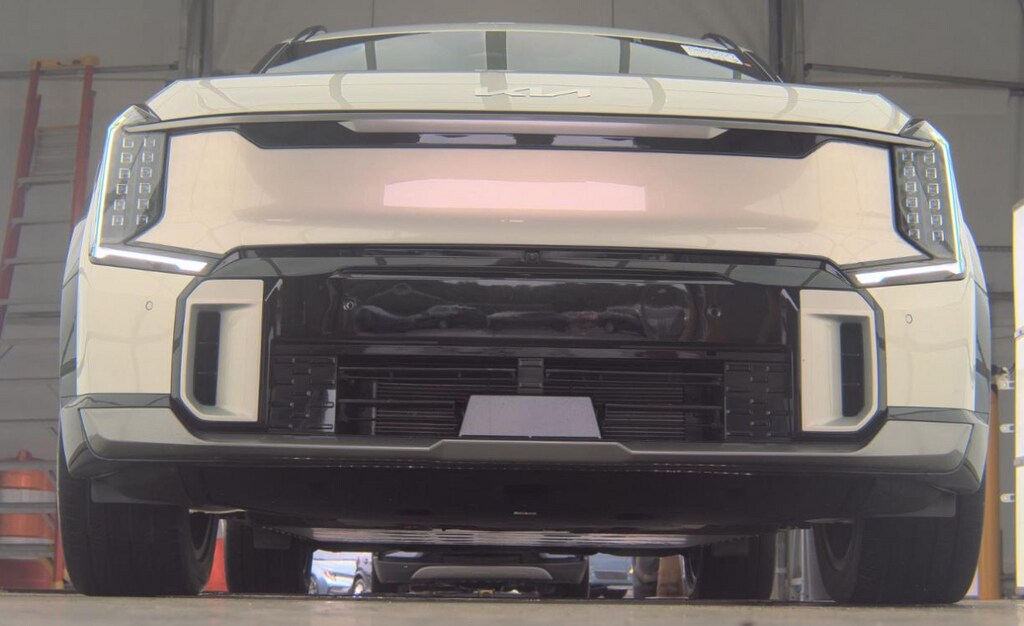 Certified 2024 Kia EV9 GT-Line SUV