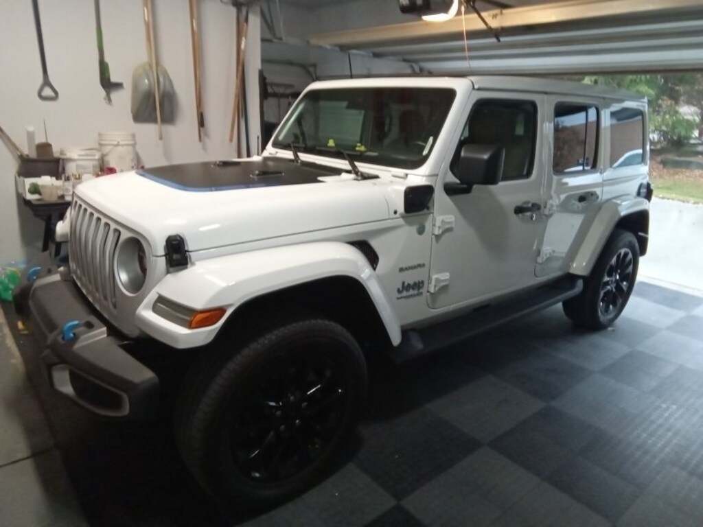 Used 2022 Jeep Wrangler Unlimited 4xe Sahara SUV