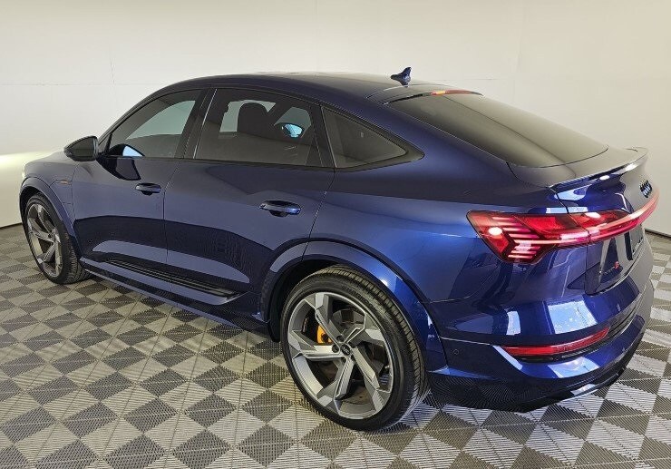 2022 Audi e-tron Sportback Prestige photo 4