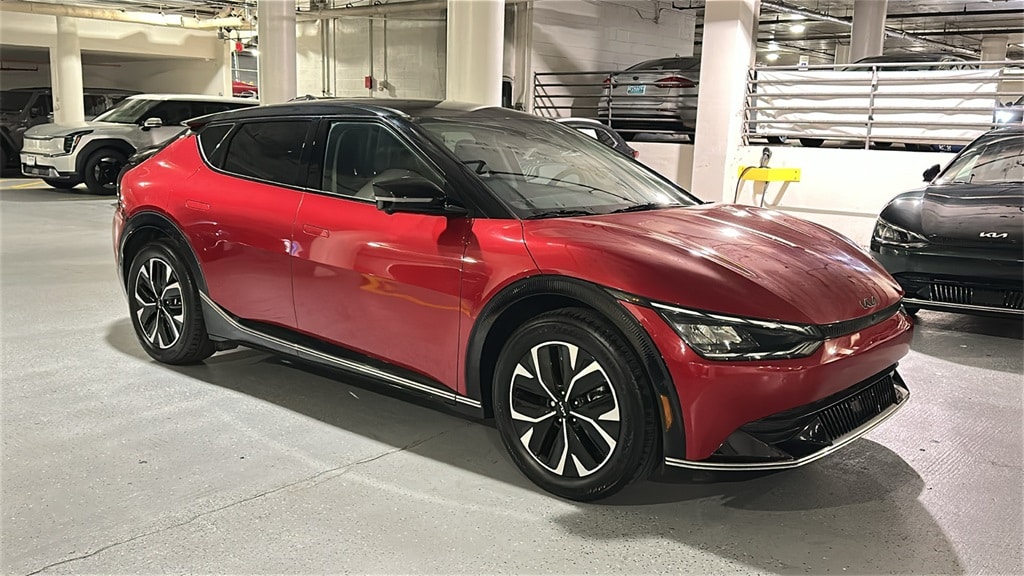 2024 Kia EV6 Wind's photo