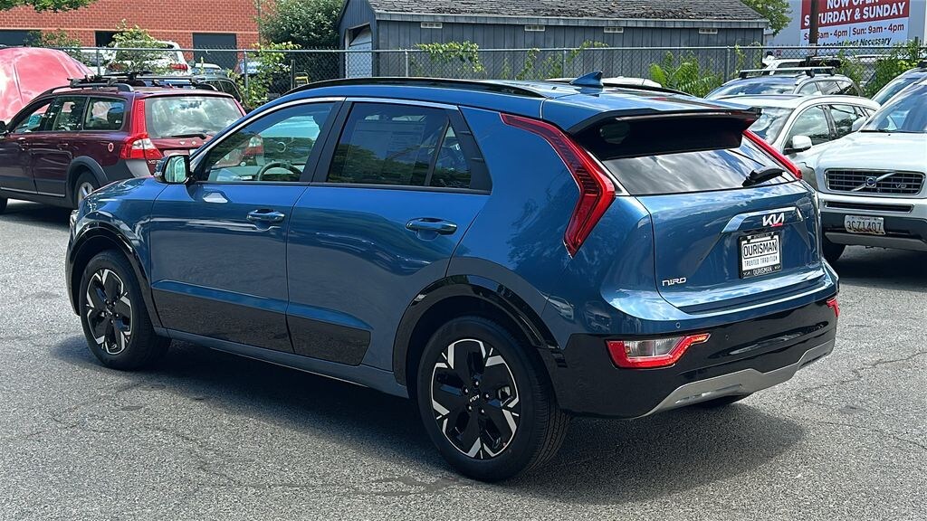 New 2026 Kia Niro EV Wind SUV