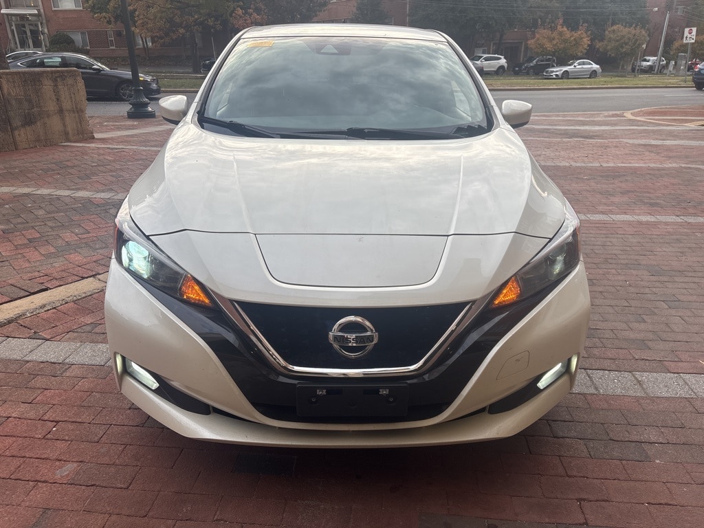 Used 2022 Nissan LEAF SV with VIN 1N4AZ1CV0NC562225 for sale in Chevy Chase, MD