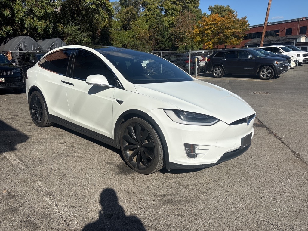 Used 2018 Tesla Model X 75D SUV