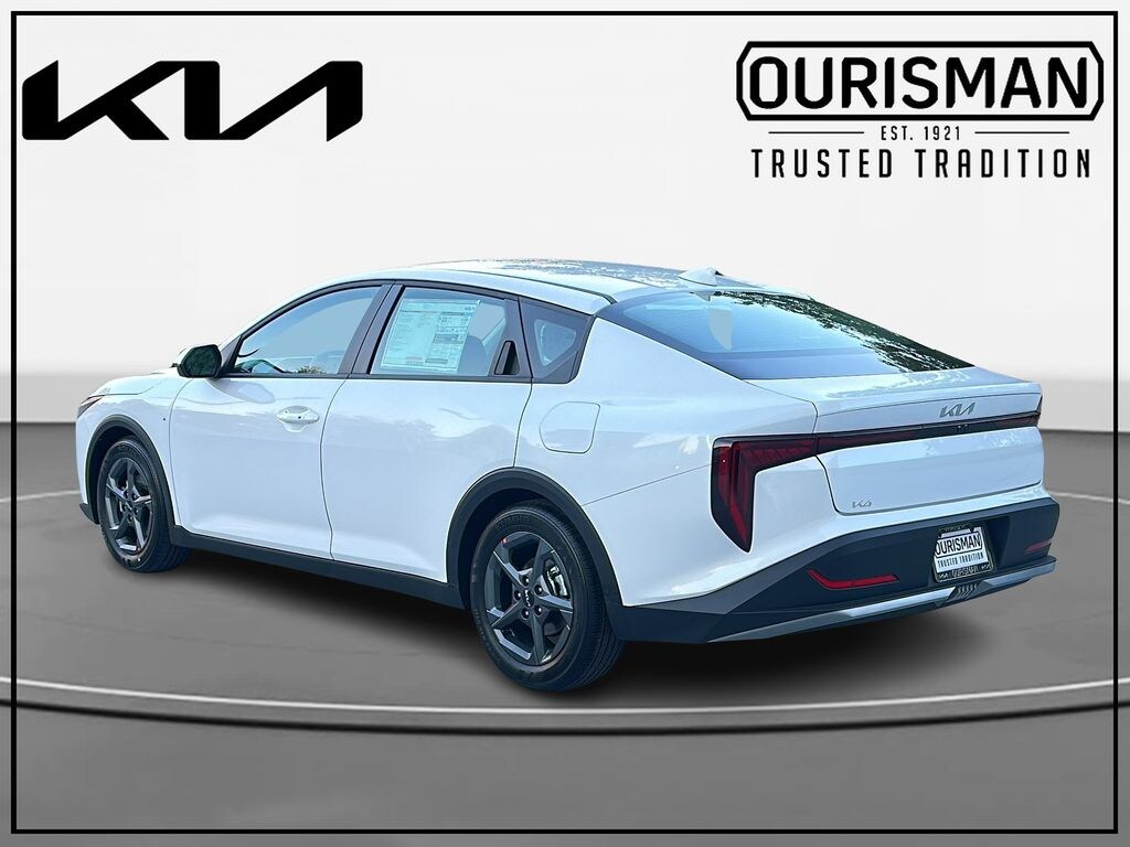 New 2026 Kia K4 LXS Sedan