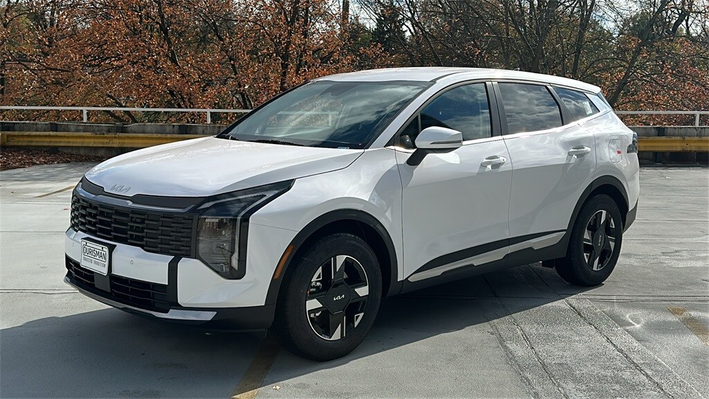 2026 Kia Sportage LX photo 2