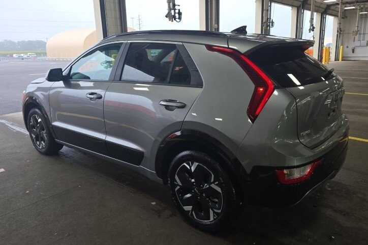 2025 Kia Niro EV Wind photo 2