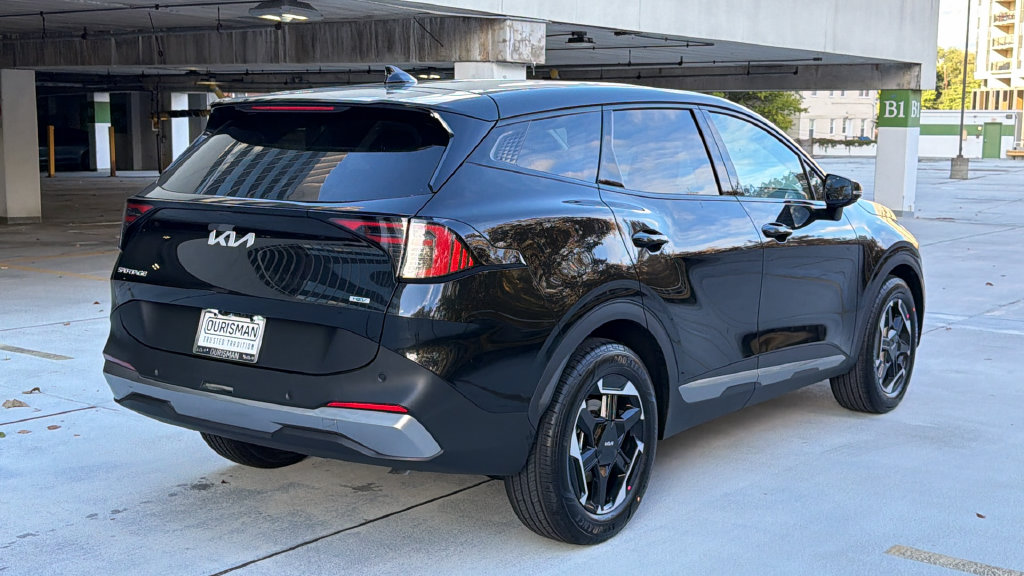 New 2027 Kia Sportage Hybrid S SUV
