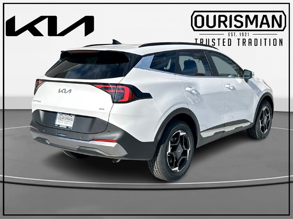 2026 Kia Sportage EX photo 4