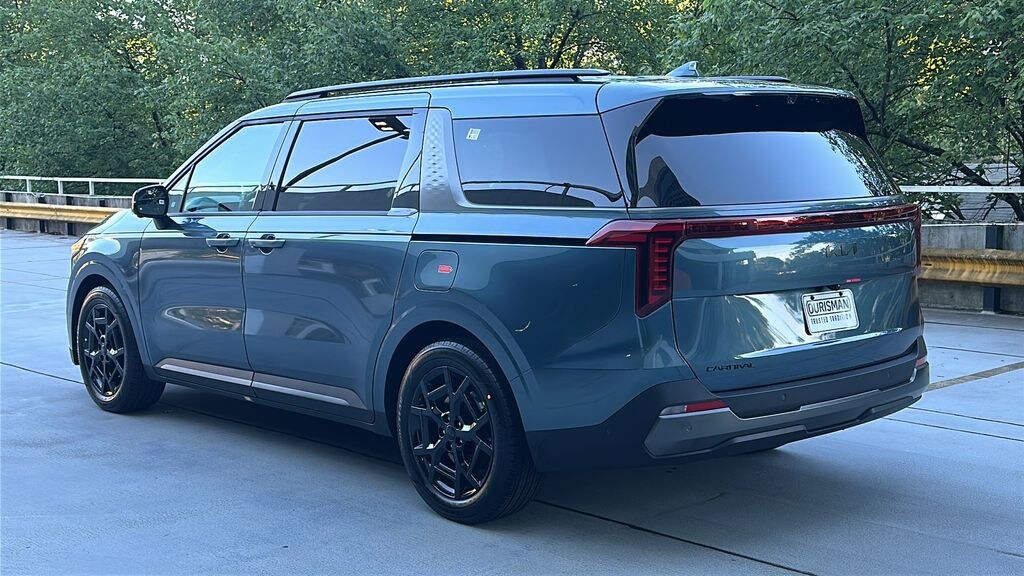 New 2026 Kia Carnival SX Van Passenger Van