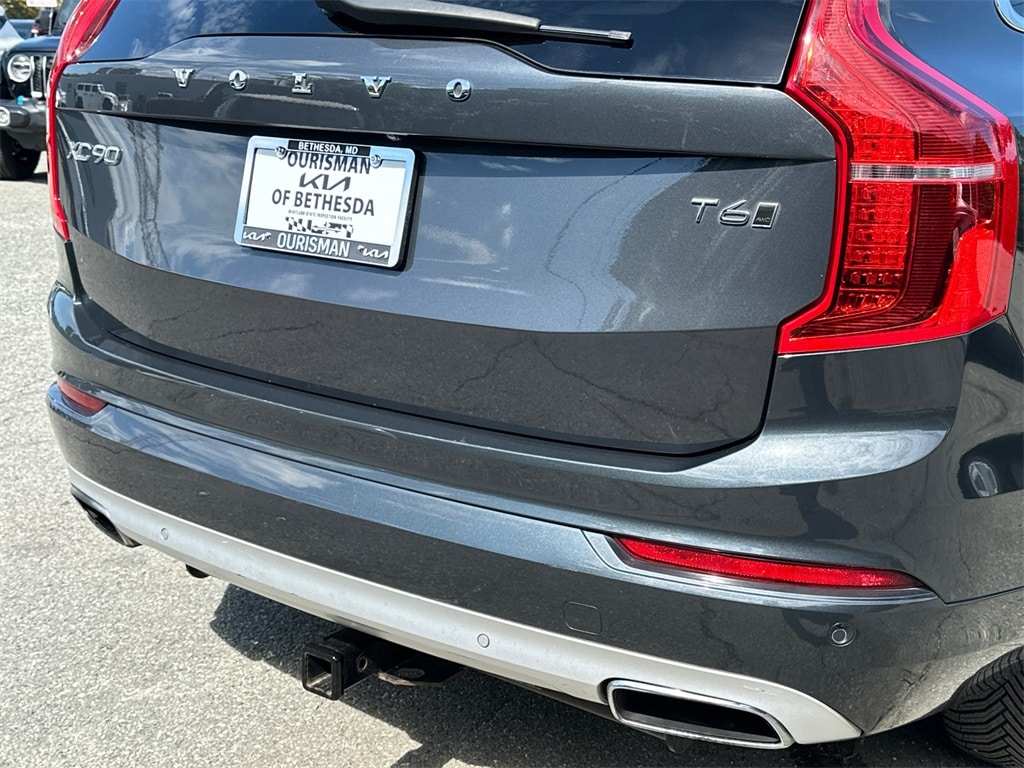 Used 2017 Volvo XC90 T6 AWD Momentum SUV