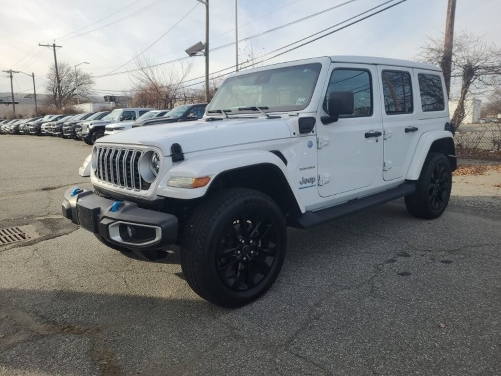 Used 2024 Jeep Wrangler 4xe Sahara SUV