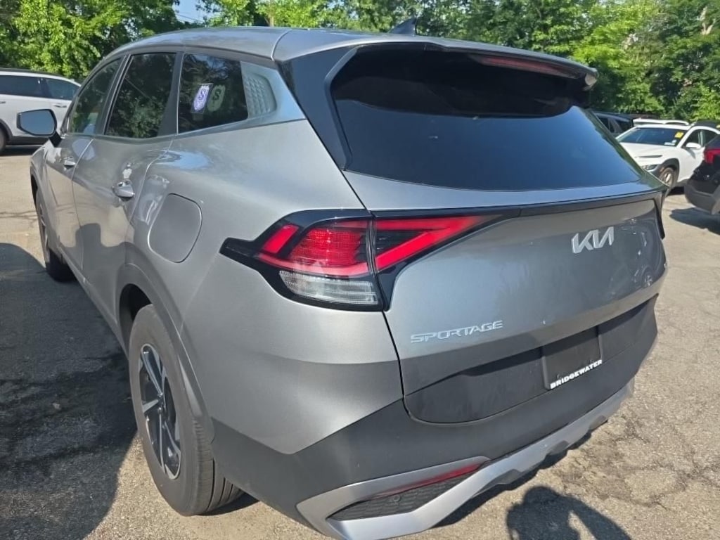 Certified 2024 Kia Sportage Hybrid LX SUV