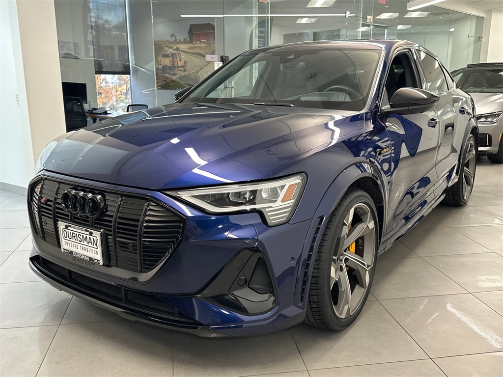 Used 2022 Audi e-tron S Sportback Prestige with VIN WA13CBGE6NB036184 for sale in Chevy Chase, MD