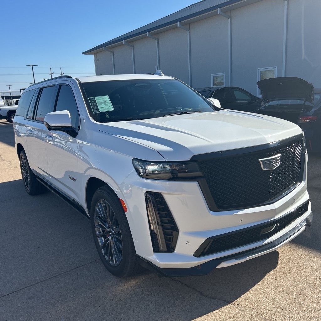 2023 Cadillac Escalade ESV V-Series's photo